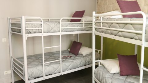 Bed in 4-bed Vrouwen Slaapzaal